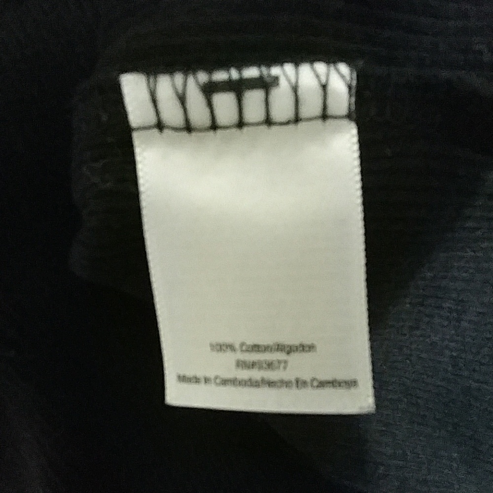 Black tank w/silver stud detailing, size Medium - Picture 5 of 6